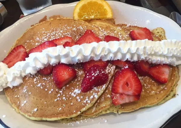Lemon poppyseed pancakes at Fig Tree Cafe
