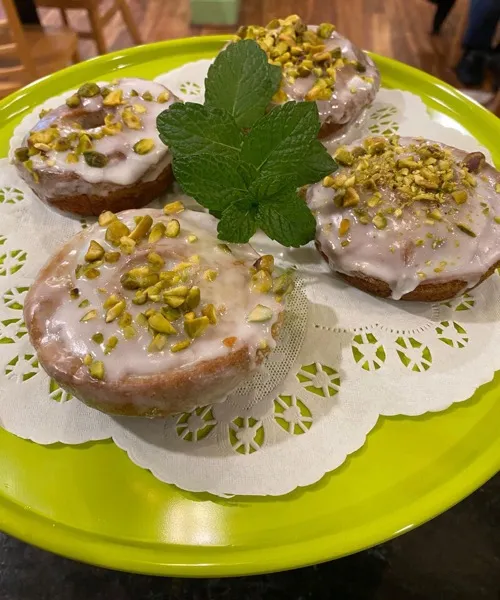 Pistachio donuts, weekend special