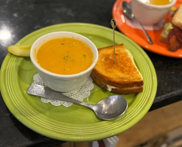 Tomato basil soup with grilled cheese combo
